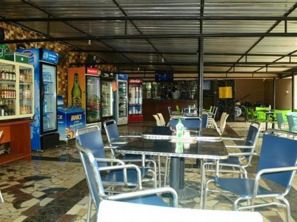 纽顿有限公司酒店 Owerri 外观 照片